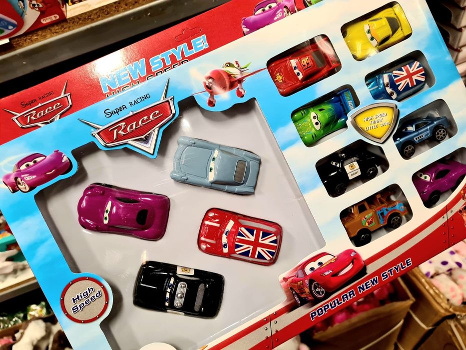 Nowy duży zestaw autek samochodziki Cars Auta 12 szt - zabawki