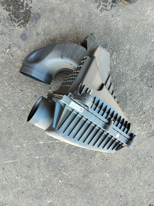 Obudowa filtra puszka jeep grand Cherokee wl