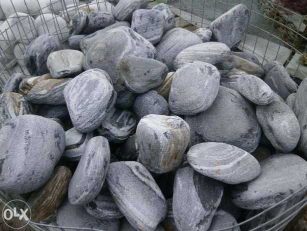 Otoczak dekoracyjny Black Angel