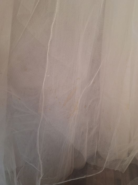 Свадебное платье цвета айвори