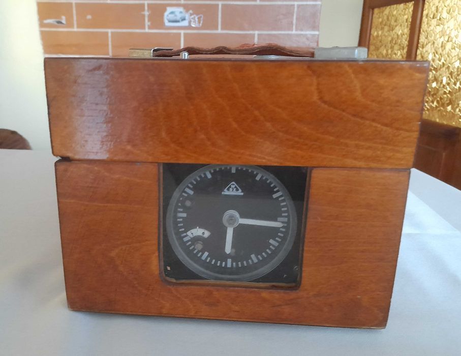 rejestrator zegar lotów gołębi