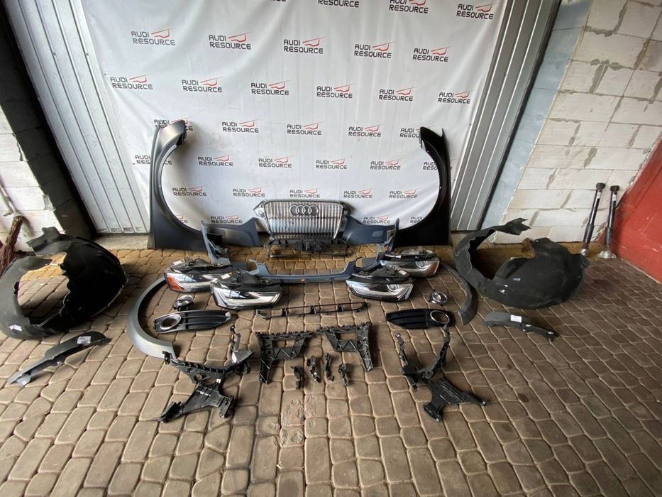 Розборка Audi A4 B8 S-Line запчастини бампер крило фара кронштейн