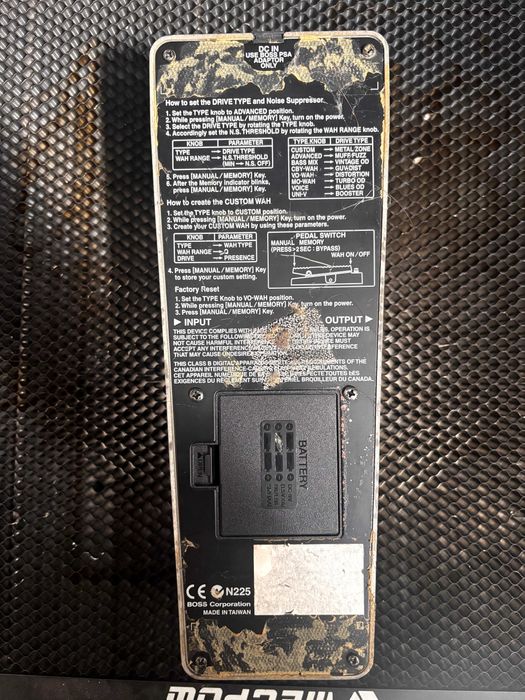 Pedais de Guitarra Wah/Drive e Volume