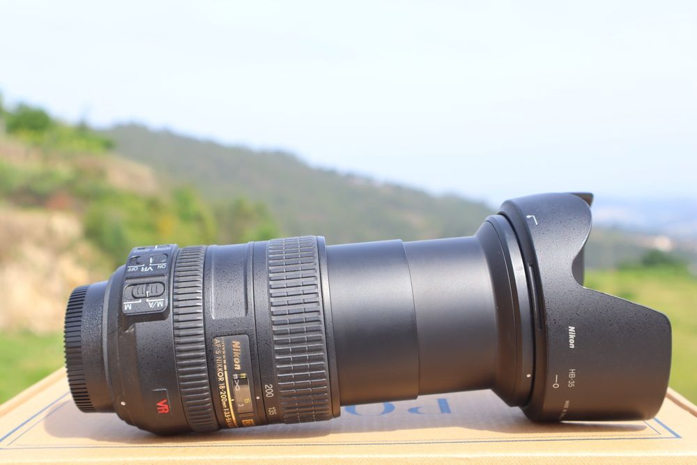 Nikon AF-S DX 18-200mm F/3.5-5.6 VR
