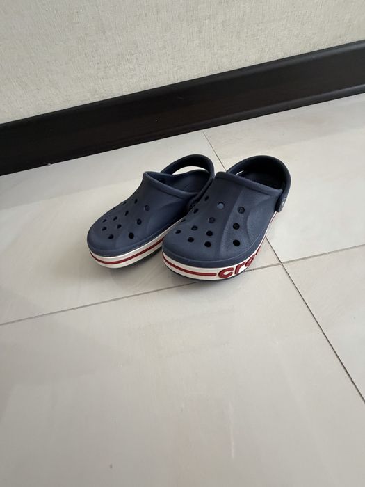 Crocs на хлопчика с13 30 розмір