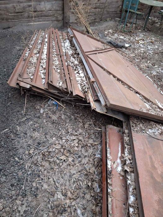 Продам розборний металевий гараж