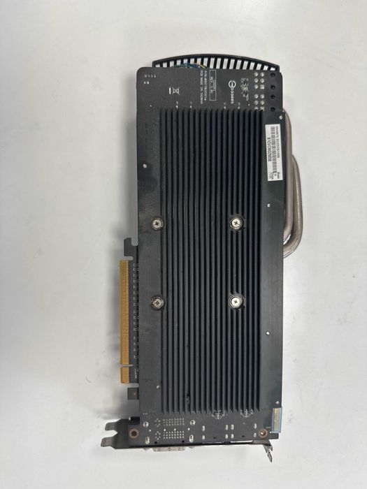 Placa Gráfica ASUS Radeon HD 1GB – HDMI + DisplayPort + DVI