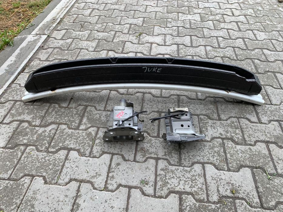 Усилитель переднего бампера брус швеллер абсорбер Ниссан жук: 12 500 ...