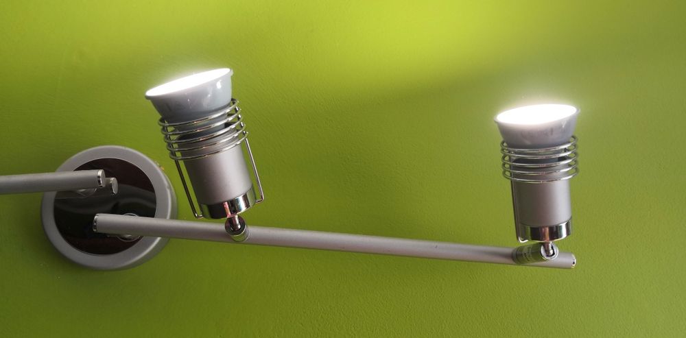 Lampa LED listwowa sufitowa łamana regulowaną 4x led GU10