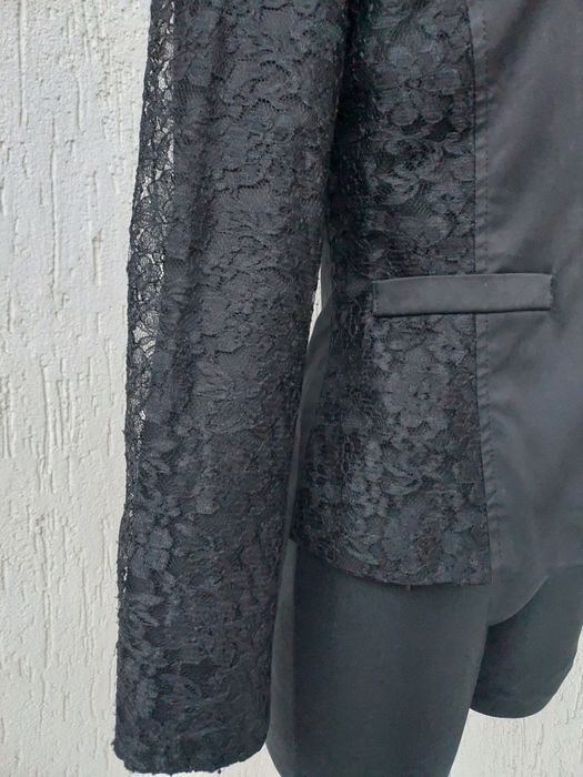 RODNIK Krótka elegancka marynarka w roz S/M.