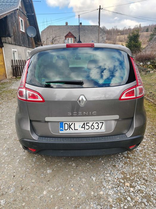 Renault Scenic III 2009 - uszkodzony