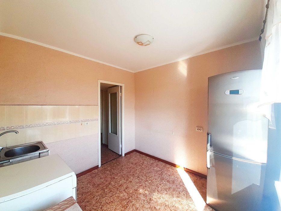 Продаж двокімнатної квартири на Гортопе ,Шевченківський район