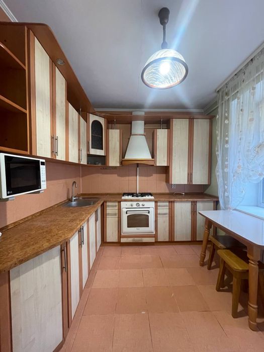 Здається 1к.квартира в новобудові по вул. Зацепи