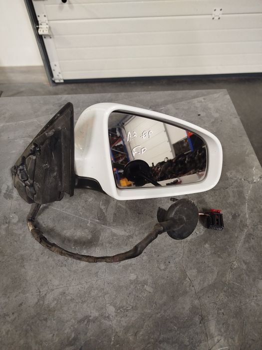 Espelho retrovisor Direito Audi A3 (8P1)