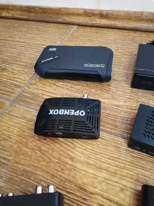 Приставка тюнер Т2 World Vision Romsat UKC