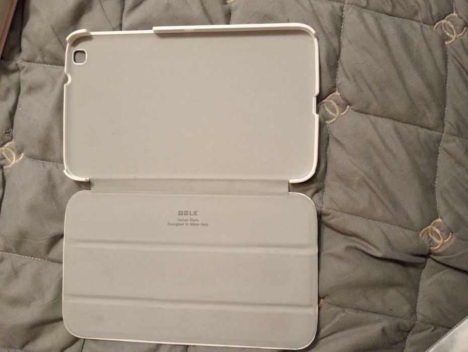 Чехол на планшет