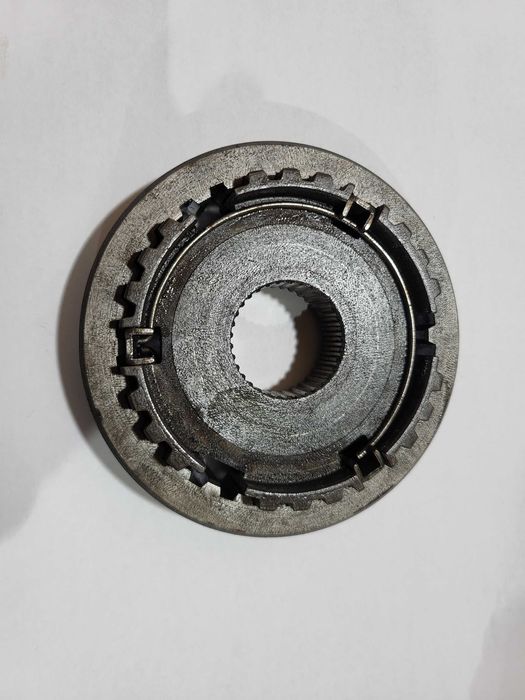 Муфта синхронизатора 5 передача 02J 311 241 D