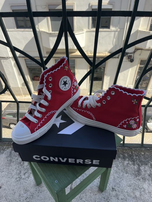 NOVO Converse Flower Chuck Taylor Embroidered All Star
