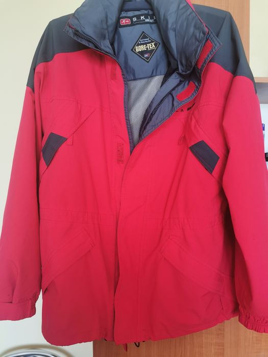 Kurtka przeciwdeszczowa Skila