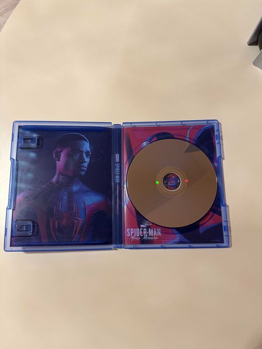 Konsola PS5 Napęd 1TB + 2 GRY + PAD