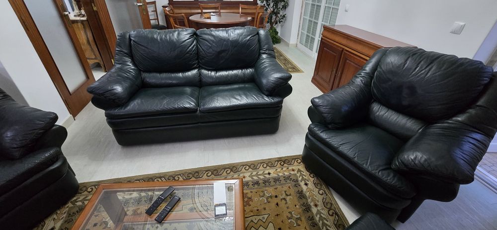 Sofá / cadeirão - Conjuntos de Sofá e dois caldeirões/poltrona