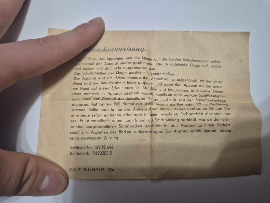 ostrzałka do żyletek „Klingenschärfer Sieger”.