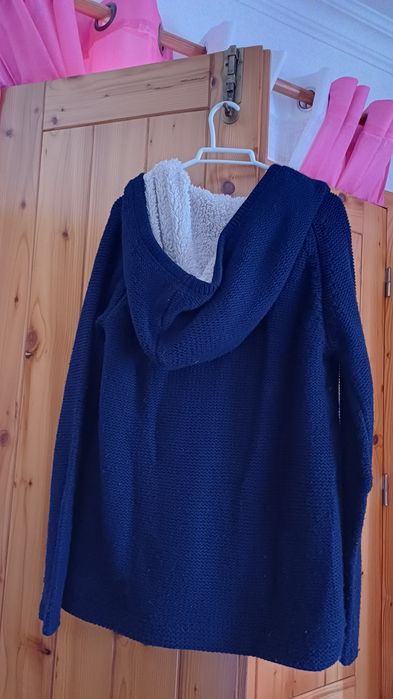 Casaco azul com pelo