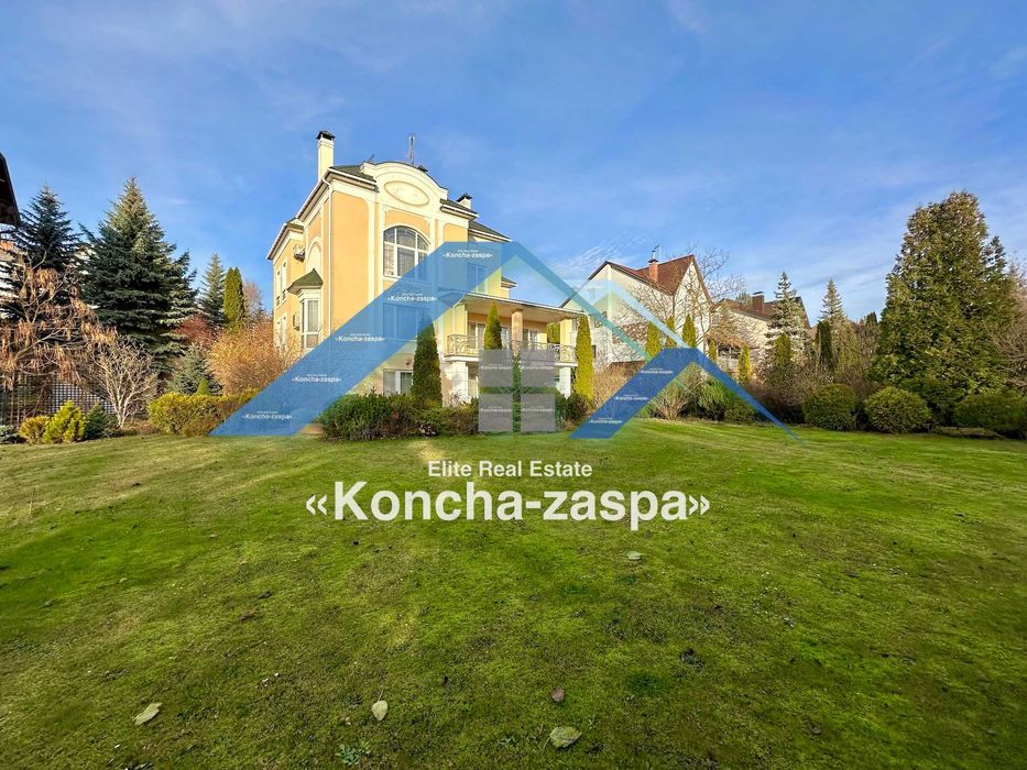 Будинок в закритому котеджному містечку