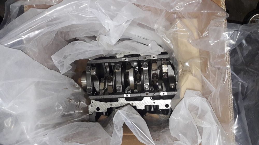 Колінвал колинвал pajero 3.8 6G75