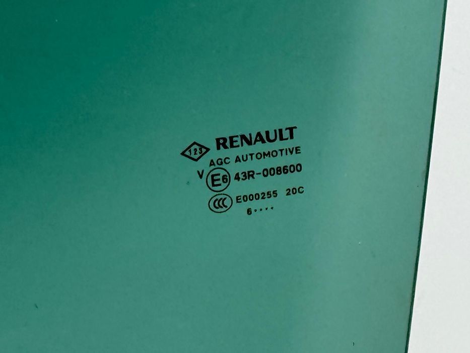Vidro Frente / Trás Direito / Esquerdo - Renault Megane IV (2016)