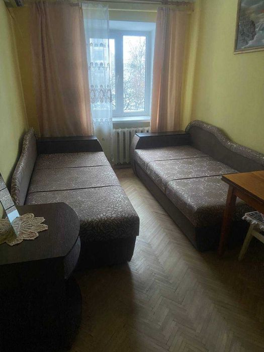 Здається окрема уімната в 3-х кімнатній квартирі