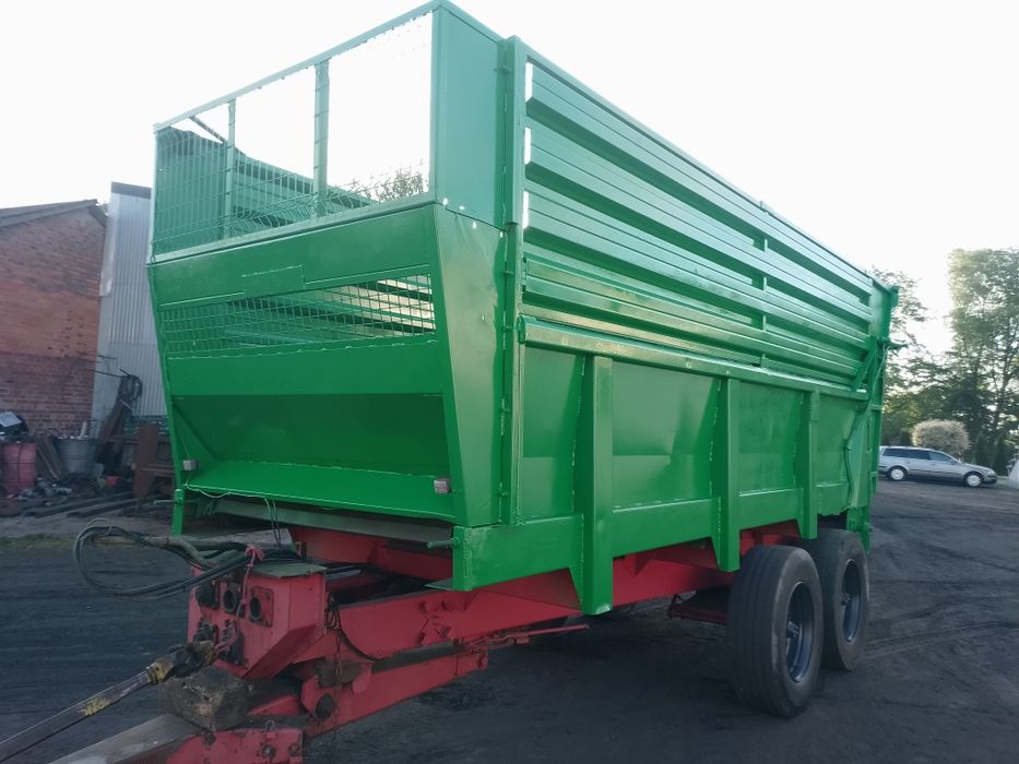 Przyczepa objętościowa rozrzutnik leboulch