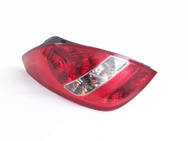 Farolim esquerdo HYUNDAI i20 (PB, PBT)