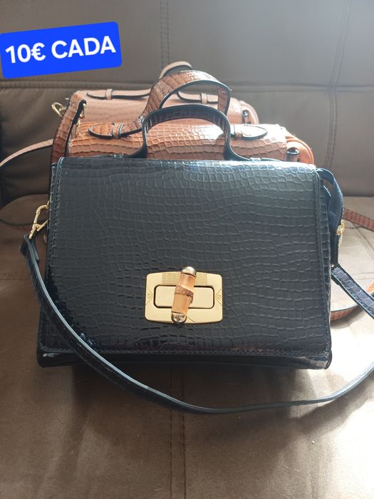 Várias Malas Várias Cores