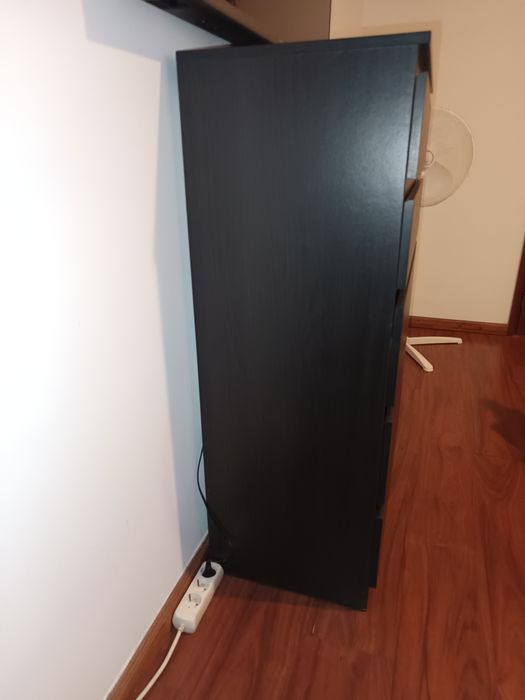 Cômoda com 5 gavetas