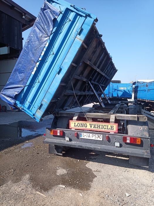 Przyczepa dwustronny wywrot