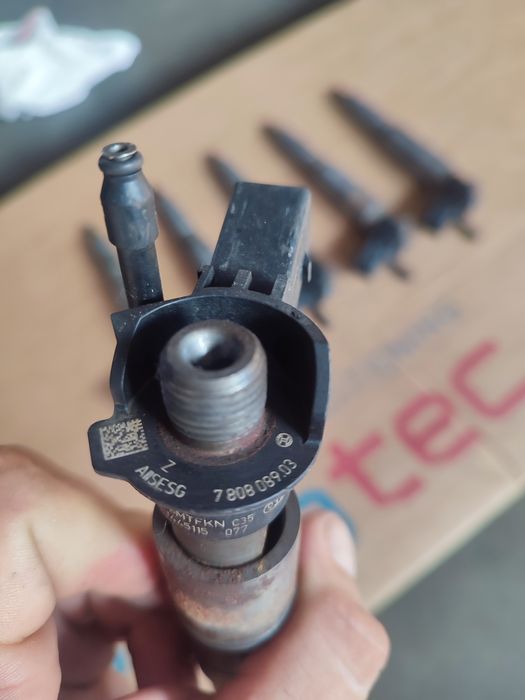Wtryski wtrysk wtryskiwacz BMW E90 E60 X5 E70 335D Lift 535D 286km bit