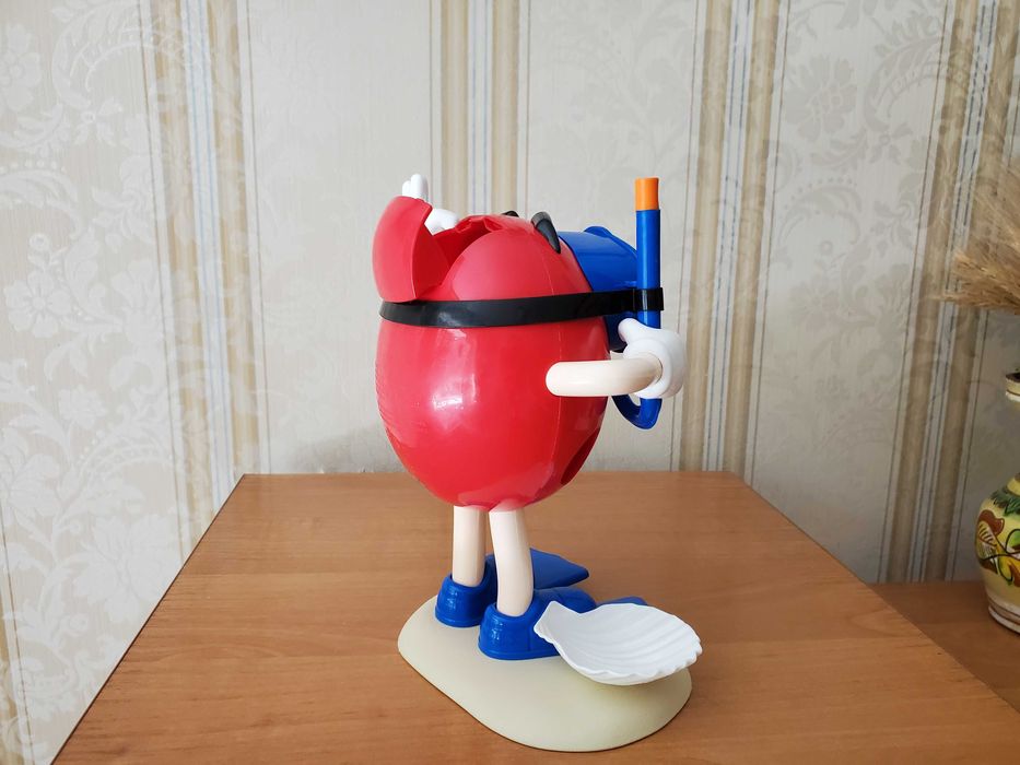 Шкатулка,киндерино, kinder,діспенсер,m&m's