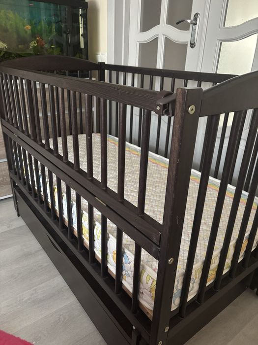 Дитяче ліжечко колиска (люлька, колиска)