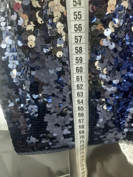 Святкова  сукня  гарна