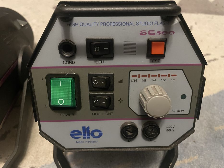 Lampa btyskowa studyjna Elfo 500