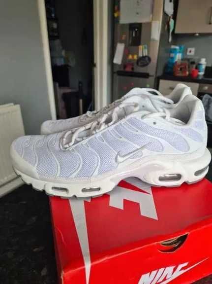 Air_Max_TN_Plus_białe_rozmiar44