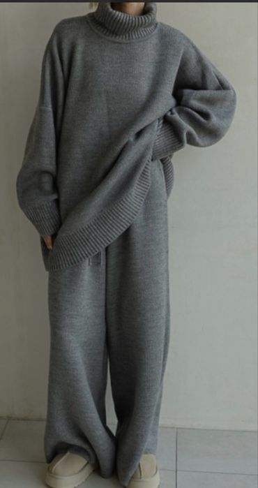 Теплий  вʼязаний костюм