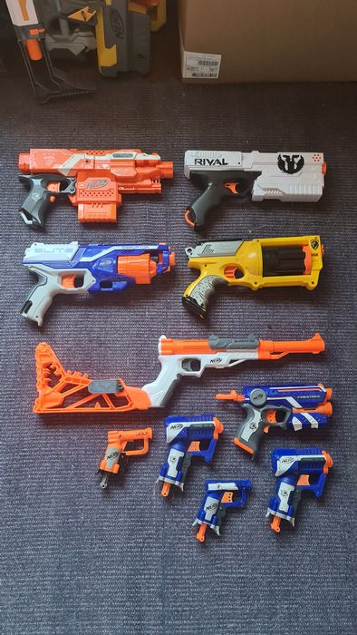 Armas Nerf diversas