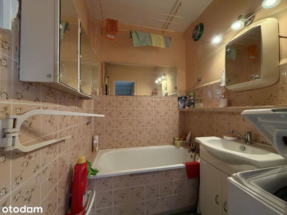 3 pokoje rozkładowe z balkonem os 700-lecia