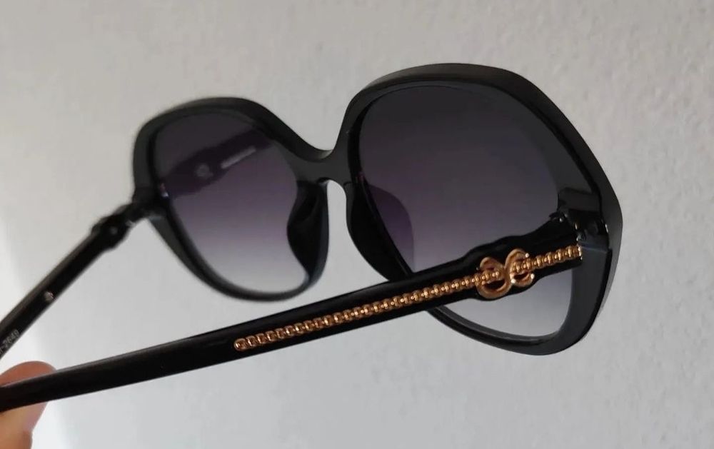 Óculos de Sol (portes incluídos)