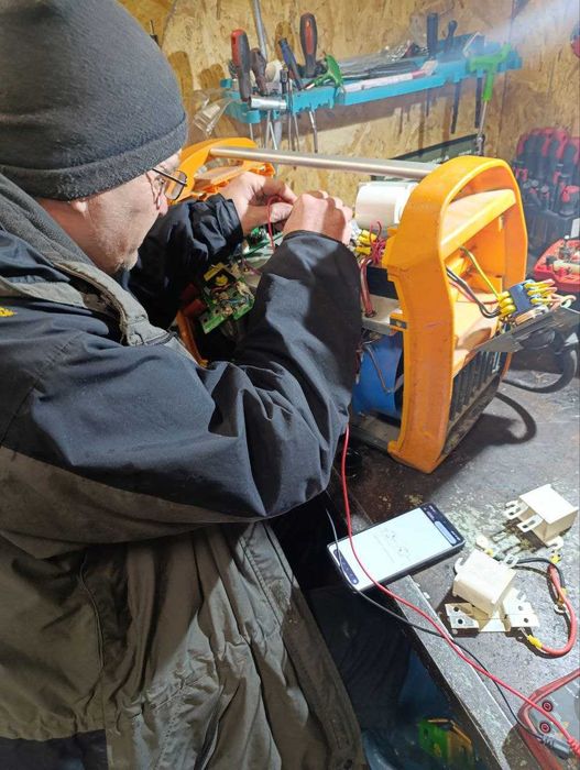 Ремонт в Бучі бензопил газонокосарок бензо електро техніки інструменті