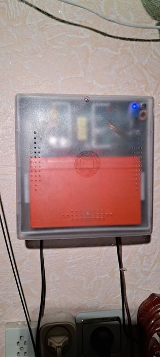 Безперебойник на інтернет  12 і 9в