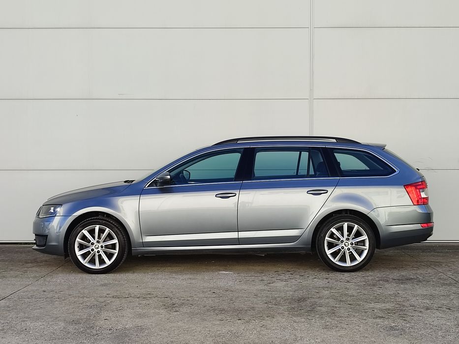 Skoda Octavia Break TDI versão Sport