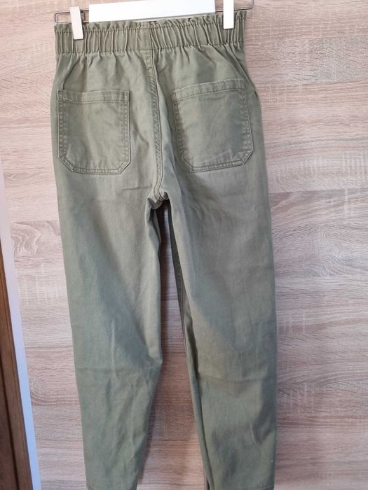Spodnie oliwkowe dla dziewczynki